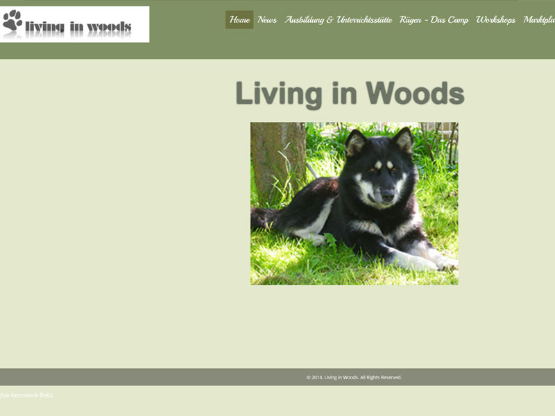 Alaskan Malamute Kennel Living in Woods